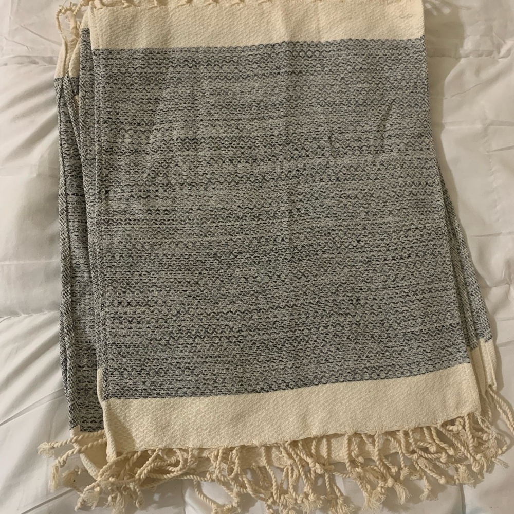 Elegant Cream and Gray Table Runner